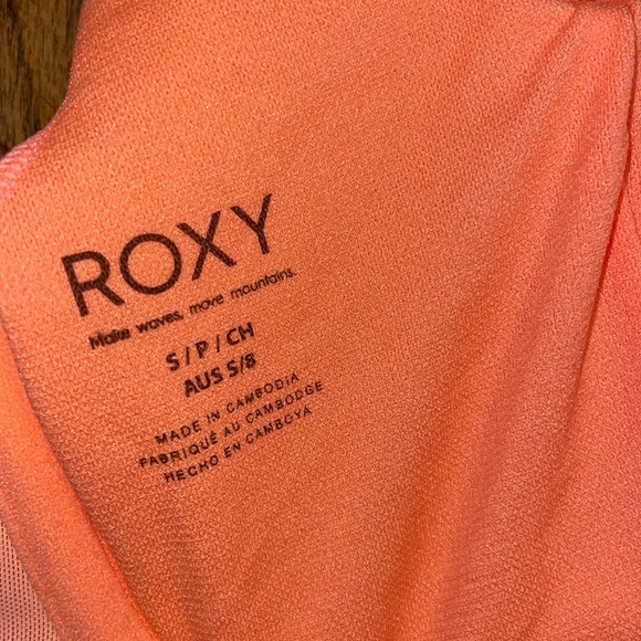 •ROXY•BNWT NEON ORANGE BEACH CLASSIC BIKINI TOP SIZE S - Picture 6 of 9